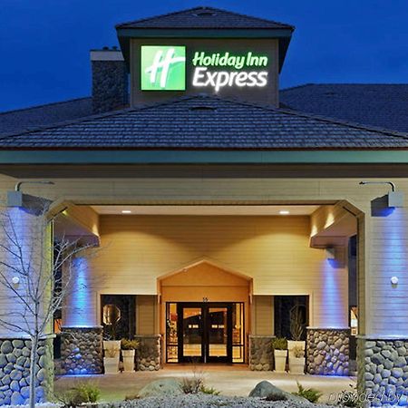 Holiday Inn Express Fallon By Ihg Екстериор снимка