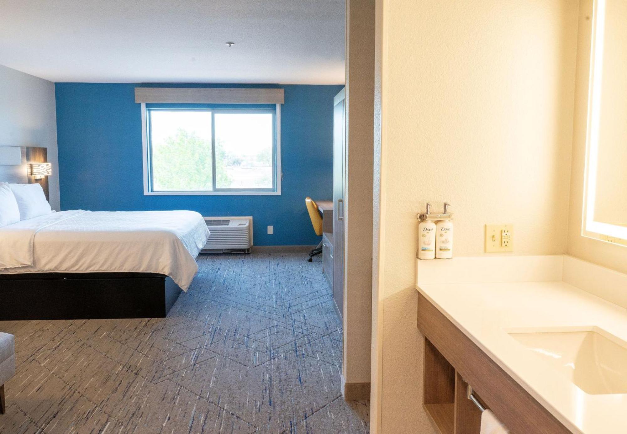 Holiday Inn Express Fallon By Ihg Екстериор снимка