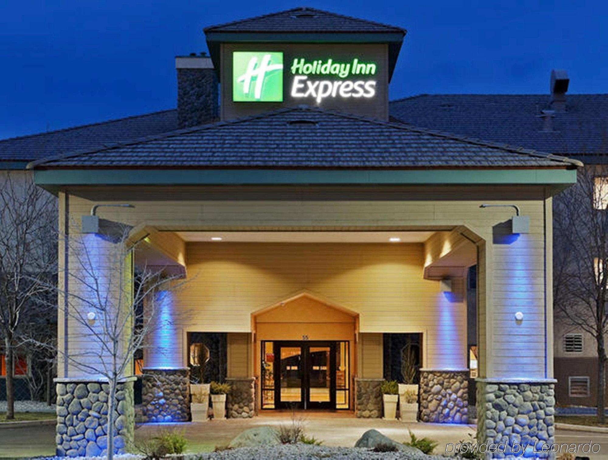 Holiday Inn Express Fallon By Ihg Екстериор снимка