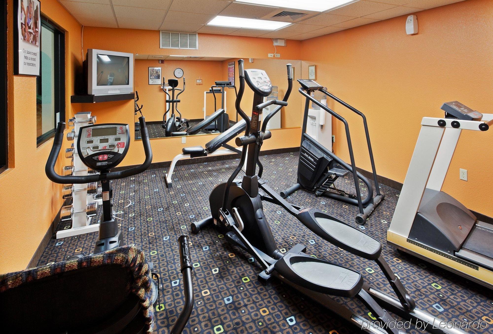 Holiday Inn Express Fallon By Ihg Съоръжения снимка