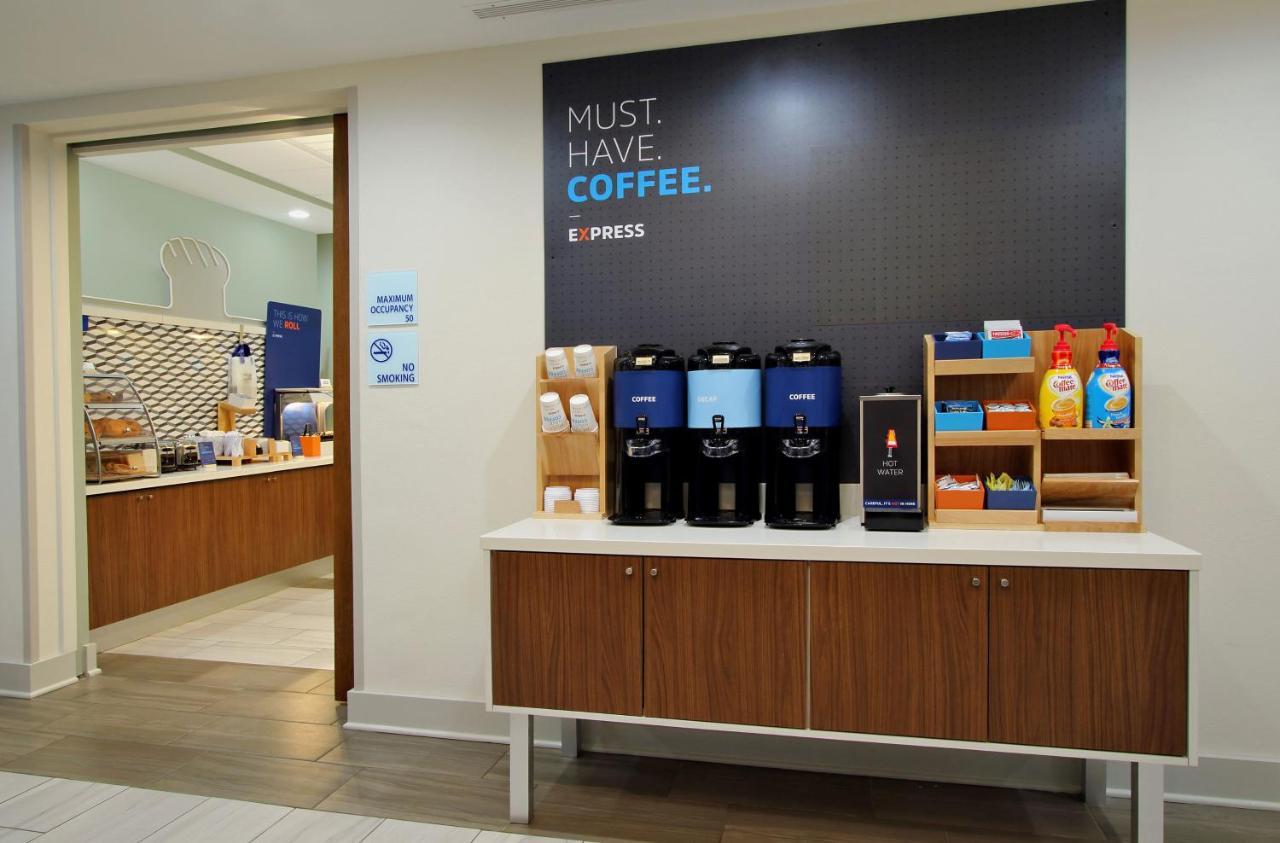 Holiday Inn Express Fallon By Ihg Екстериор снимка