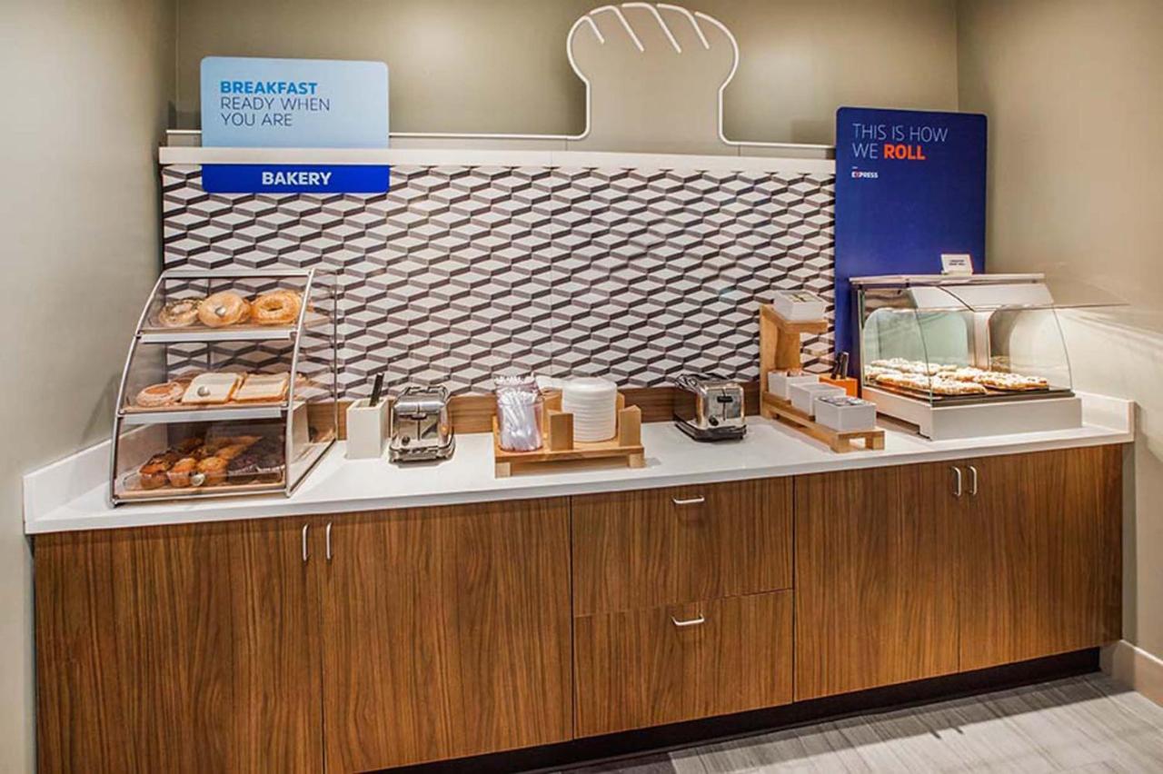 Holiday Inn Express Fallon By Ihg Екстериор снимка